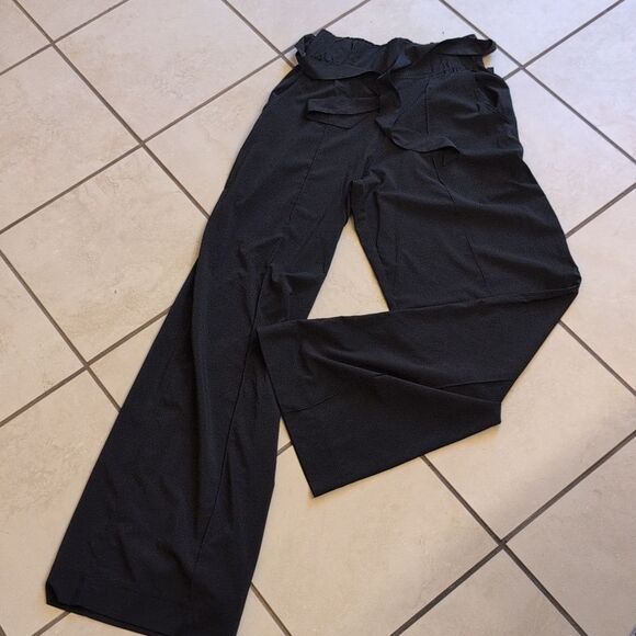 Lululemon Noir Pant Black Relaxed Fit Tie Waist With Pockets Size 6 - Picture 2 of 13